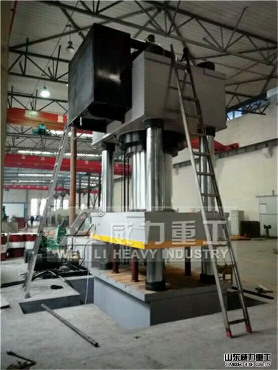 1000噸四柱油壓機的調(diào)試過程